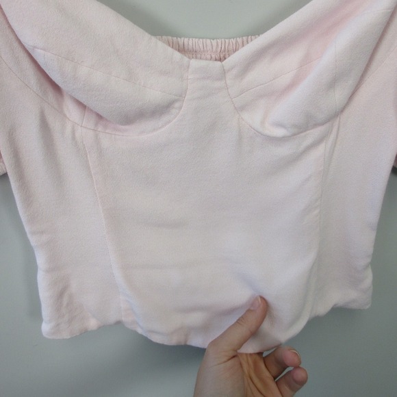 Aritzia Wilfred Sweetheart Blouse XS Pink Crop Smocked Going Out Top Preppy 162 - Picture 7 of 12